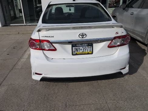 Used 2013 Toyota Corolla S image 3