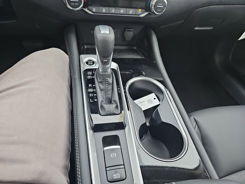 New 2025 Nissan Altima 2.5 SL image 22