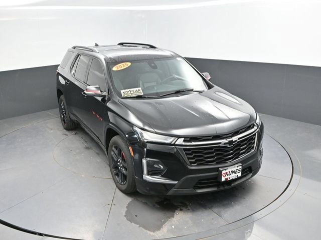 Used 2023 Chevrolet Traverse Premier w/ Redline Edition AWD/4WD image 44