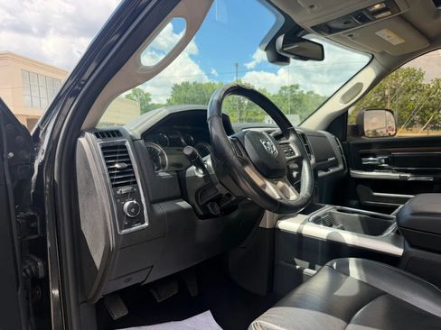 Used 2016 RAM 2500 Laramie w/ Sport Appearance Group AWD/4WD image 26