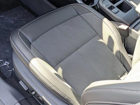 New 2025 Ford Mustang Mach-E GT image 4