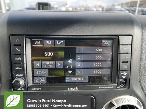 Used 2016 Jeep Wrangler Unlimited Sahara w/ Connectivity Group image 15