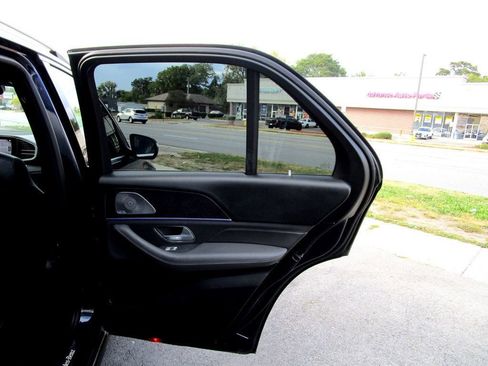 Used 2020 Mercedes-Benz GLE 450 4MATIC image 39