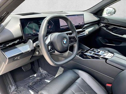 Used 2026 BMW 530i RWD image 14