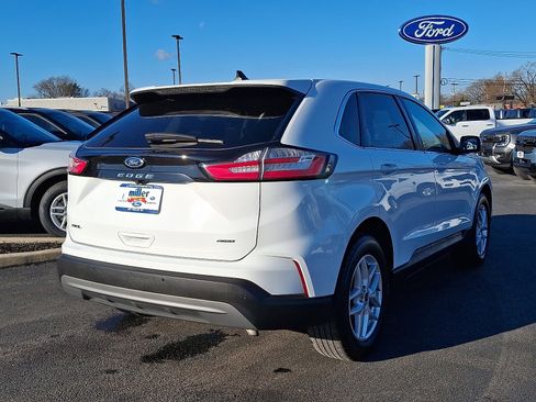 Certified 2024 Ford Edge SEL image 6