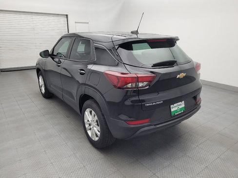 Used 2021 Chevrolet TrailBlazer LS FWD image 5