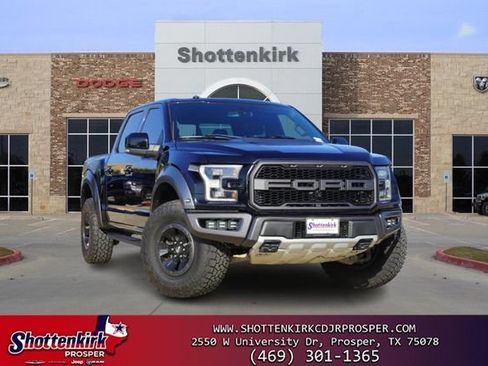 Used 2018 Ford F150 Raptor w/ Equipment Group 802A Luxury AWD/4WD image 1