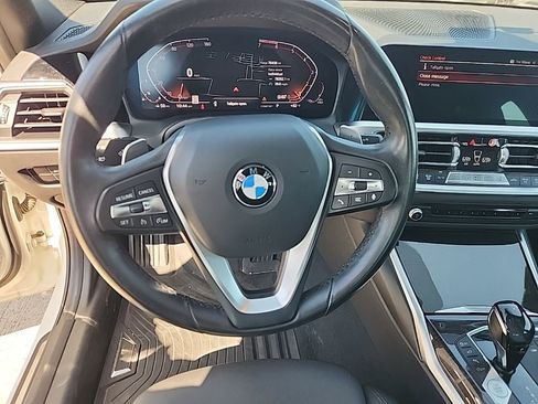 Used 2021 BMW 330i Sedan w/ Convenience Package RWD image 4