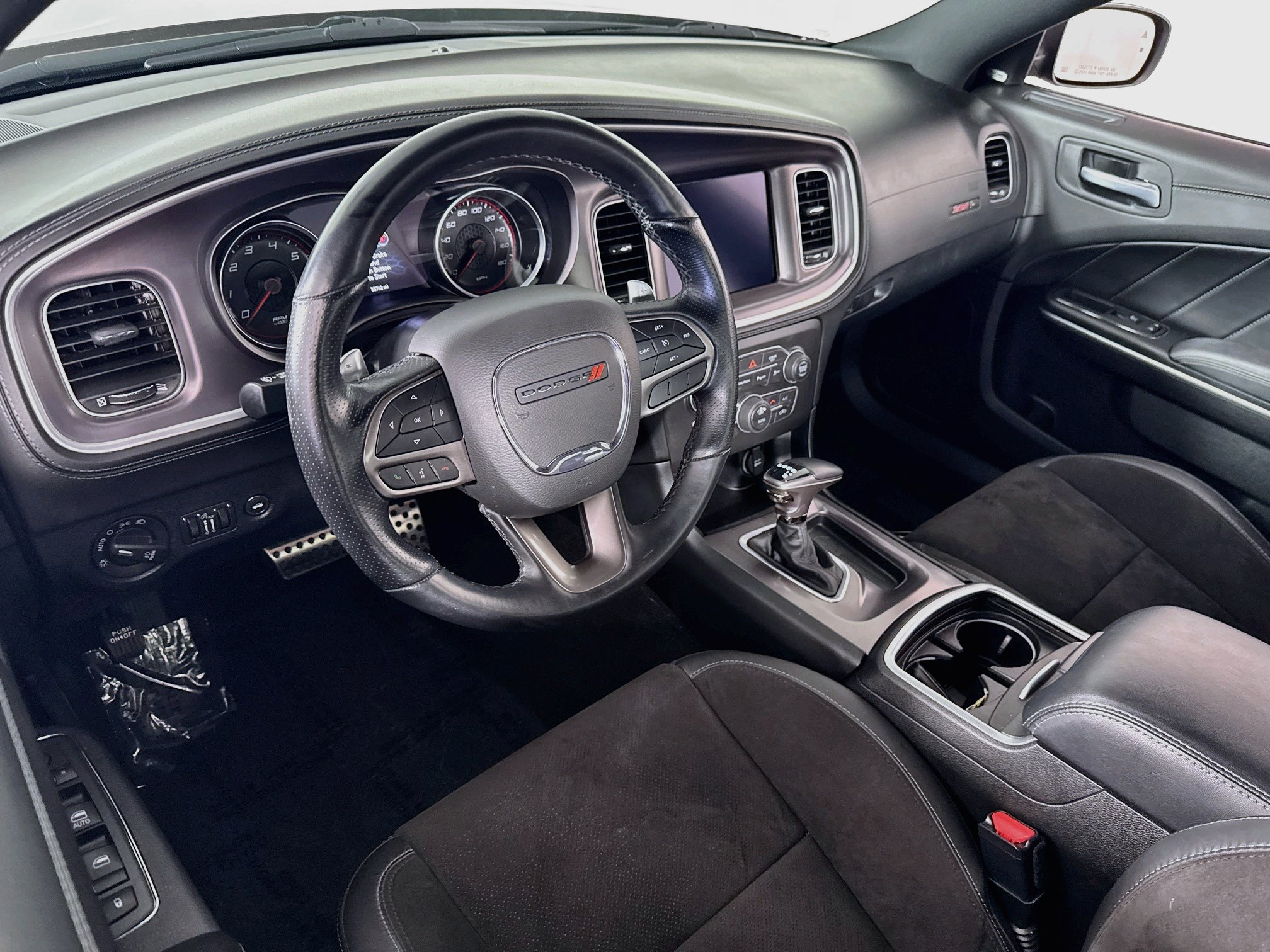 Used 2022 Dodge Charger Scat Pack w/ Plus Group RWD image 18