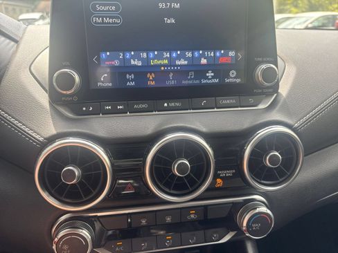 Used 2025 Nissan Sentra SV FWD image 14
