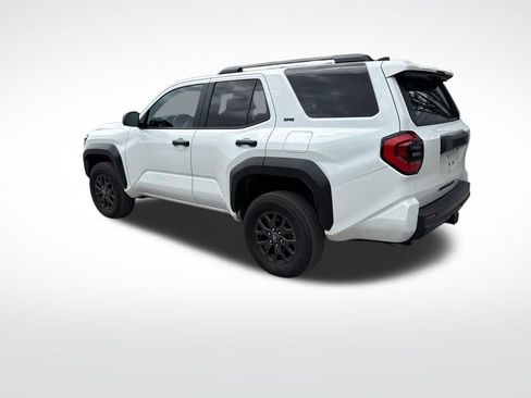 Used 2025 Toyota 4Runner SR5 AWD/4WD image 3