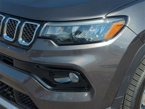 Certified 2024 Jeep Compass Limited image 9