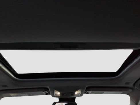 Used 2024 Toyota RAV4 XLE image 35