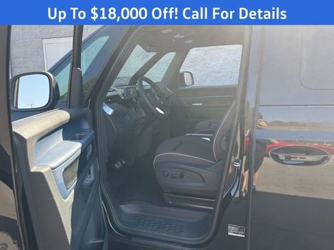 New 2025 Volkswagen ID. Buzz Pro S image 14