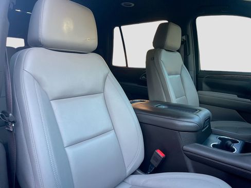 Used 2023 Chevrolet Tahoe LT w/ Luxury Package RWD image 30