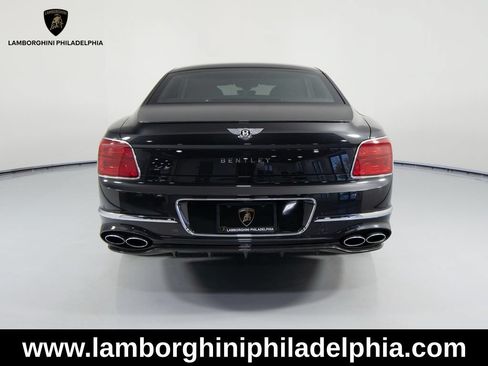 Used 2024 Bentley Flying Spur V8 AWD/4WD image 6