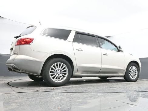 Used 2010 Buick Enclave CXL image 47