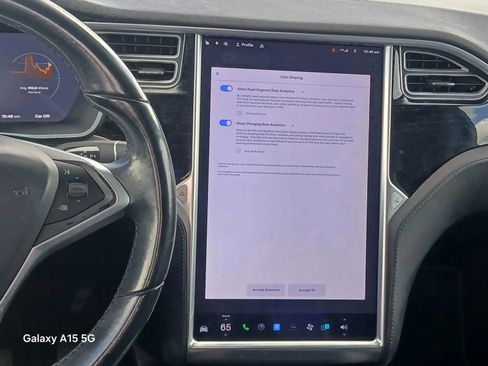 Used 2016 Tesla Model X 75D image 28