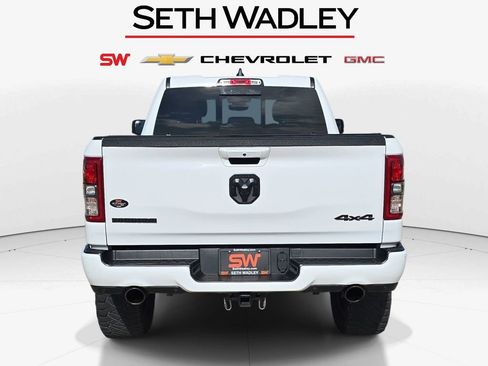 Used 2022 RAM 1500 Big Horn w/ Night Edition AWD/4WD image 6