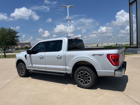 Used 2022 Ford F150 XLT w/ Equipment Group 302A High AWD/4WD image 3