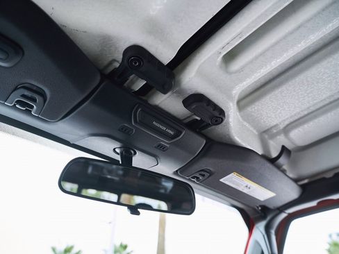 Used 2021 Jeep Gladiator Sport image 55