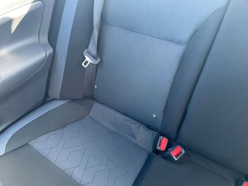 Used 2025 Nissan Versa SV image 38