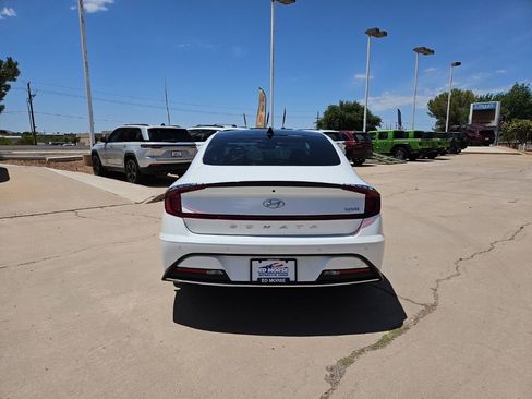 Used 2022 Hyundai Sonata Limited FWD image 3