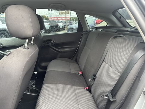 Used 2007 Ford Focus S FWD image 23
