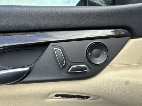 Used 2019 Cadillac CT6 Luxury w/ Driver Awareness Package image 12