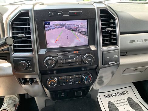 Used 2022 Ford F250 XLT AWD/4WD image 12
