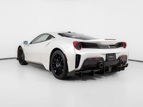 Used 2020 Ferrari 488 Pista Coupe RWD image 7