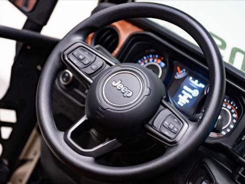 Used 2026 Jeep Gladiator Sport AWD/4WD image 46