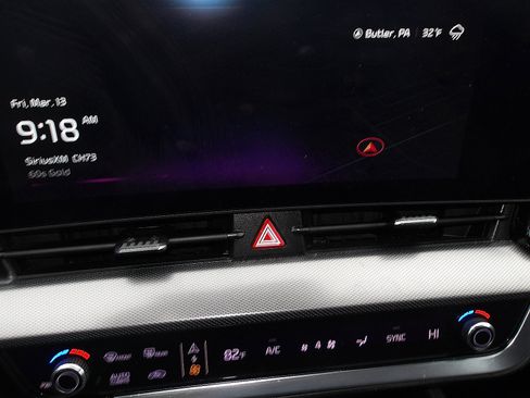 Used 2024 Kia Sportage SX image 19