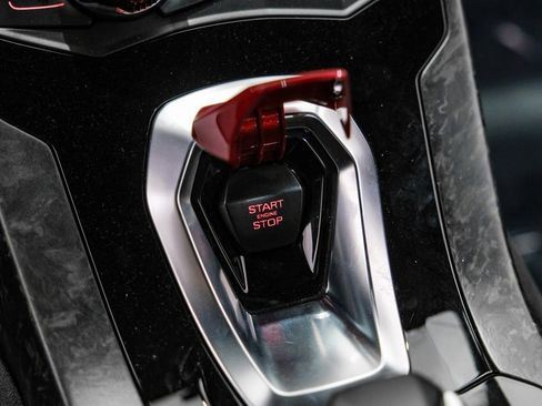 Used 2018 Lamborghini Huracan Performante image 18