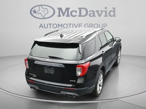 Used 2022 Ford Explorer Platinum w/ Equipment Group 601A AWD/4WD image 39