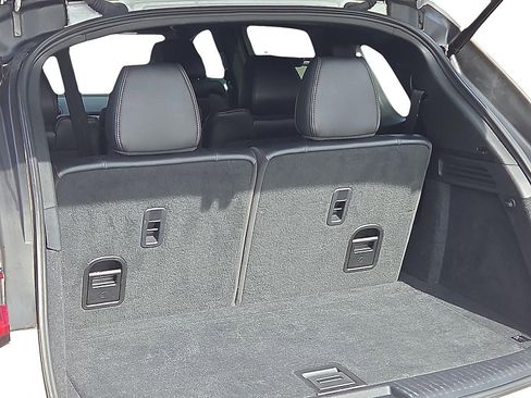 Used 2022 Acura MDX A-Spec image 9