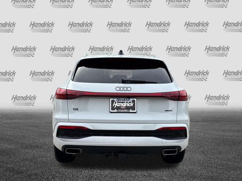 Used 2025 Audi Q5 Premium AWD/4WD image 9