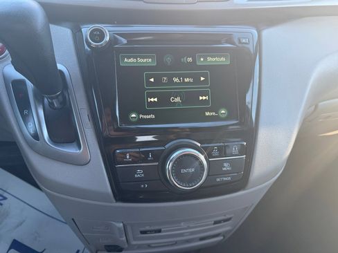 Used 2016 Honda Odyssey EX-L image 22