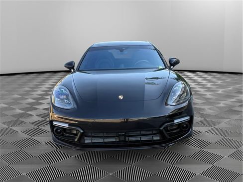 Used 2018 Porsche Panamera 4 AWD/4WD image 8