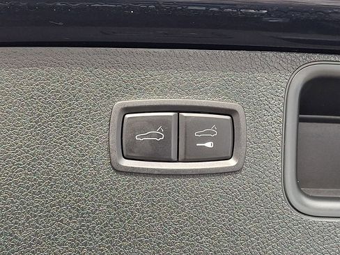 Used 2023 Porsche Macan S image 31