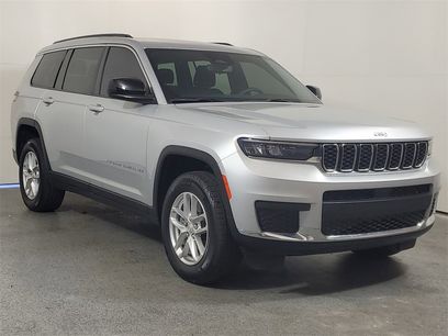 Used 2024 Jeep Grand Cherokee L Laredo