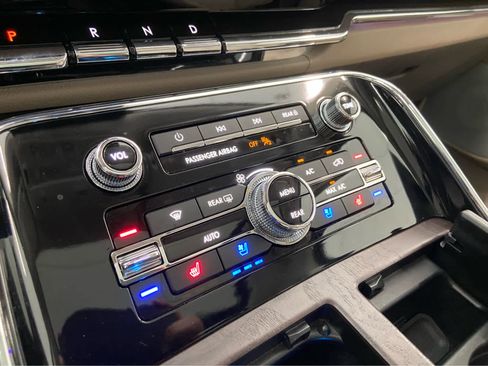 Used 2024 Lincoln Navigator L Reserve image 54