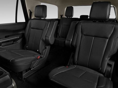 Used 2025 Ford Expedition Active image 11