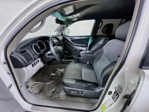 Used 2006 Toyota 4Runner Sport RWD image 15