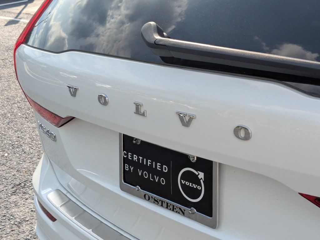 Certified 2024 Volvo XC60 B5 Ultimate w/ Protection Package Premier AWD/4WD image 27