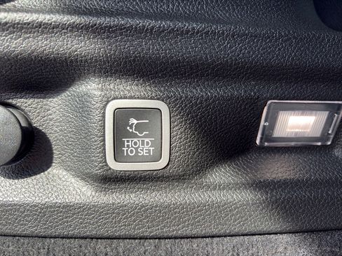 Used 2025 Jeep Grand Cherokee L Summit w/ Advanced Protech Group IV AWD/4WD image 24
