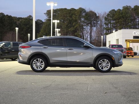 New 2026 Buick Envista Preferred image 8