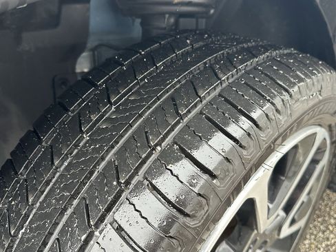 Used 2018 Jeep Compass Limited w/ Navigation Group image 9