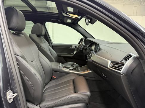 Used 2019 BMW X5 xDrive40i w/ Premium Package 2 AWD/4WD image 69