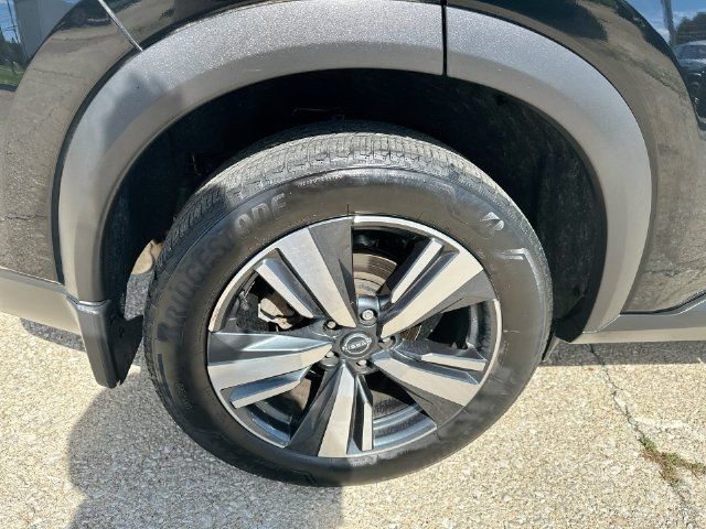 Used 2023 Nissan Rogue SL AWD/4WD image 54